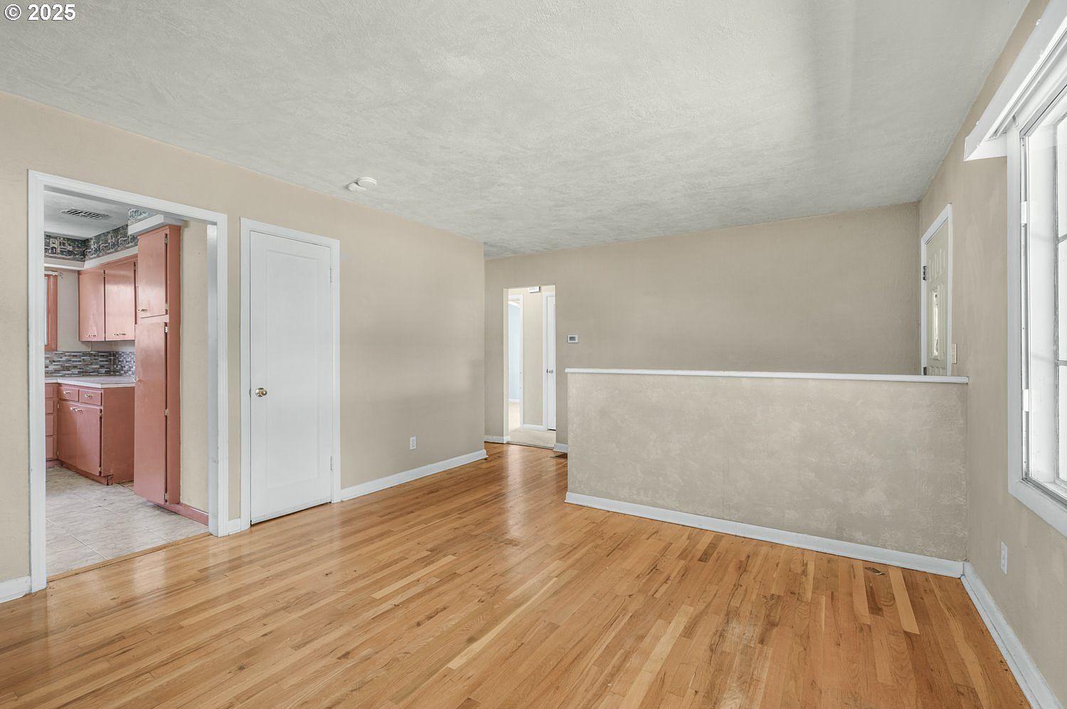 9404 SE 42nd Ave Milwaukie, OR 97222 - Thumbnail 4