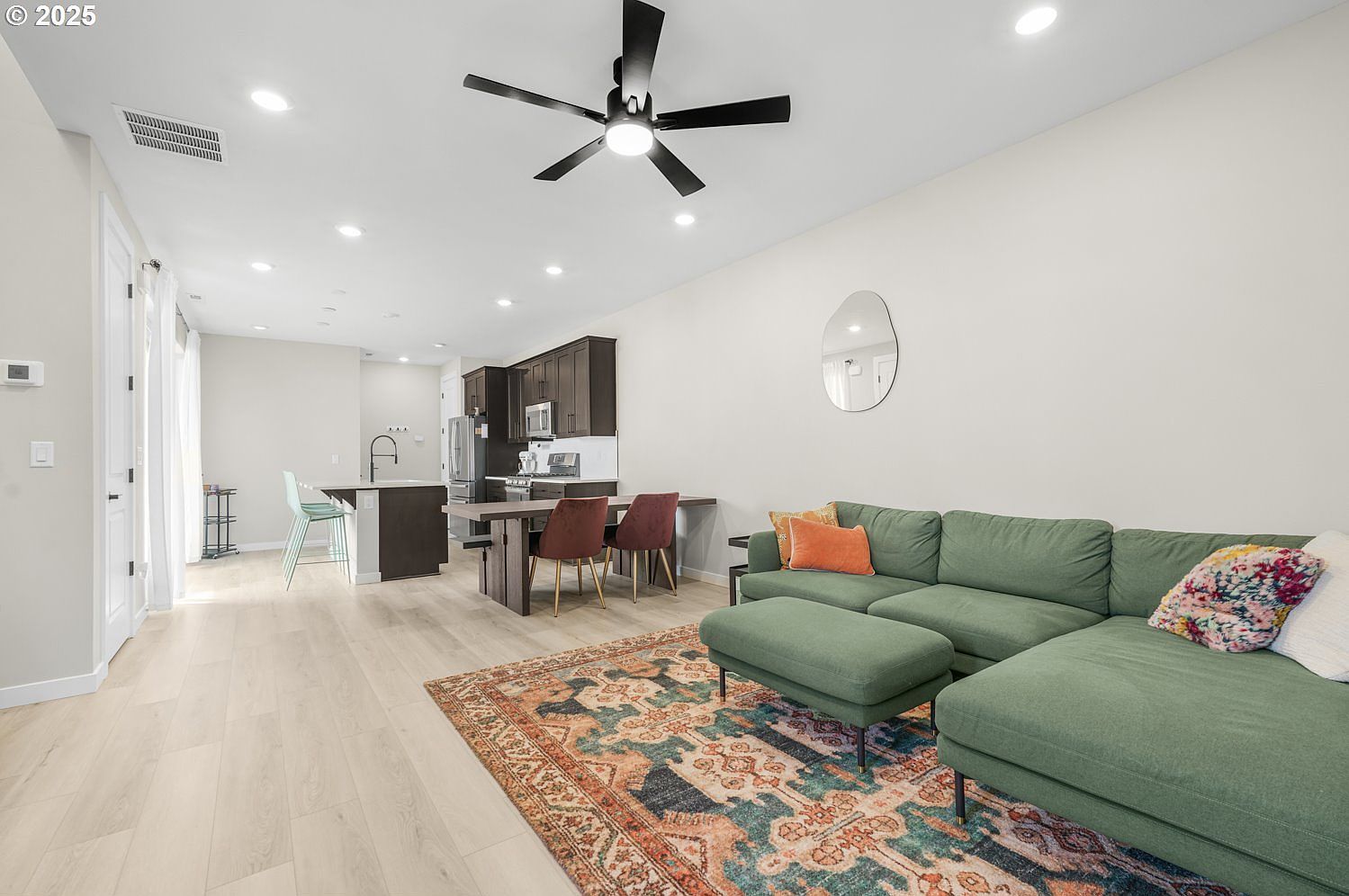 8069 SE Orion Ln Hillsboro, OR 97123 - Thumbnail 4