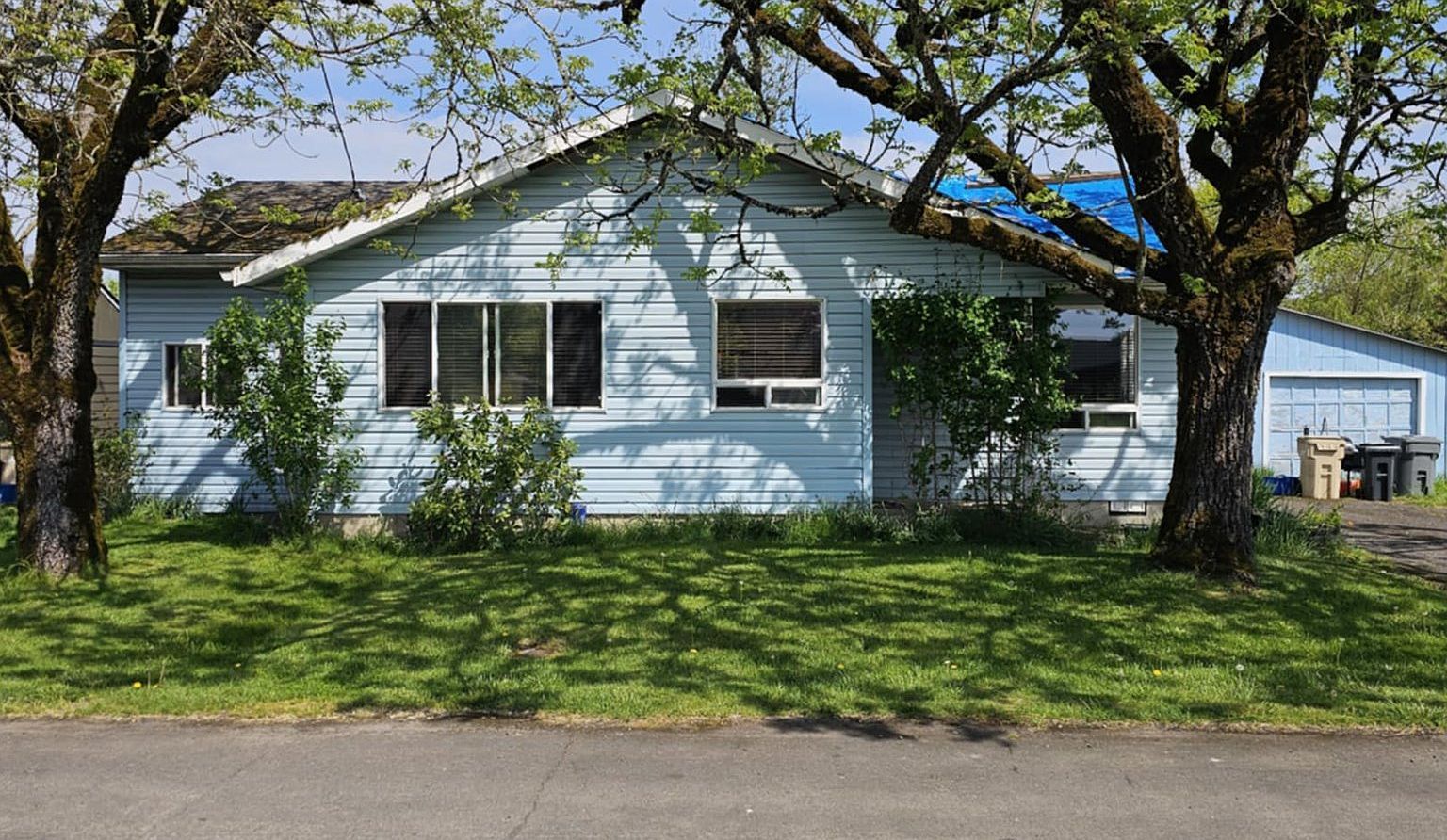 1889 NW Sunny Ln Albany, OR 97321 - Thumbnail 4