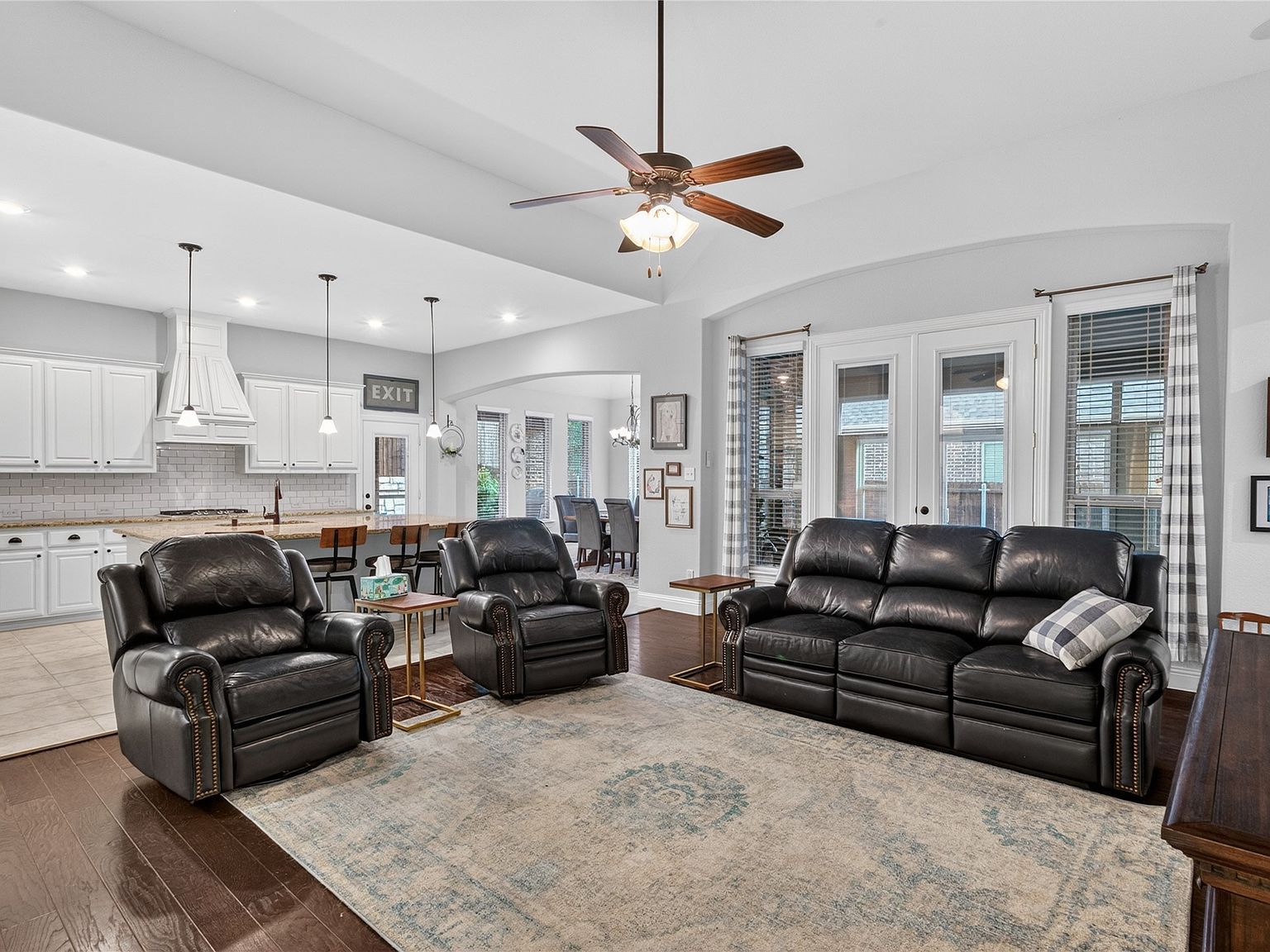 10909 Smithville Pl McKinney, TX 75071 - Thumbnail 4