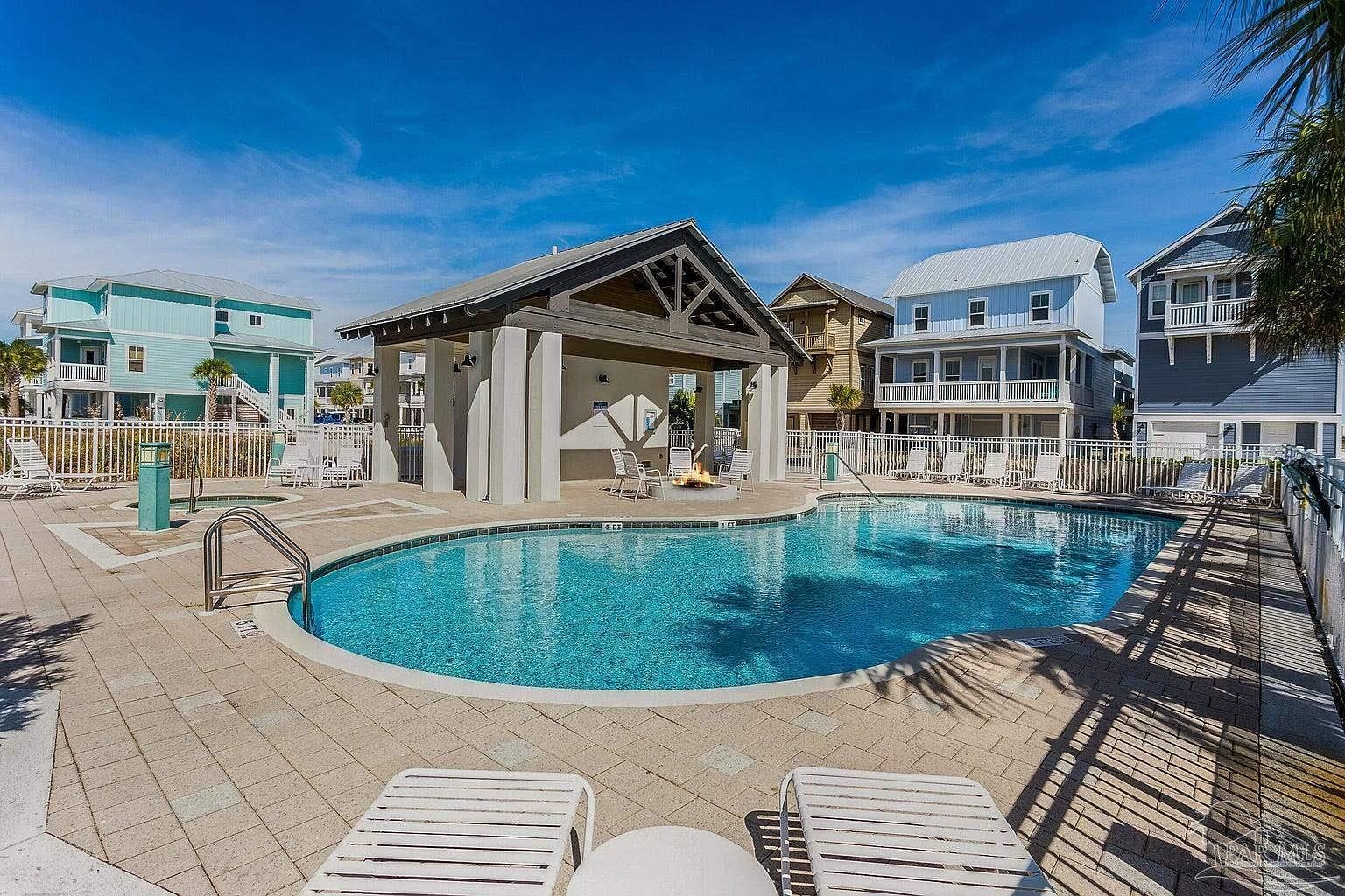 1495 Seaside Cir Navarre, FL 32566 - Thumbnail 4