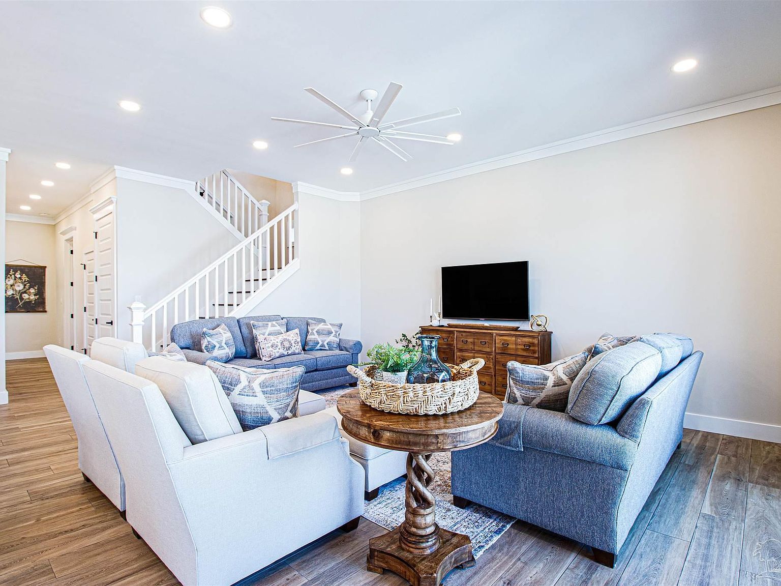 7337 Grand Navarre Blvd Navarre, FL 32566 - Thumbnail 4