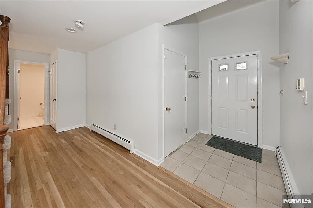 47 Bentley Dr Franklin Lakes, NJ 07417 - Thumbnail 4