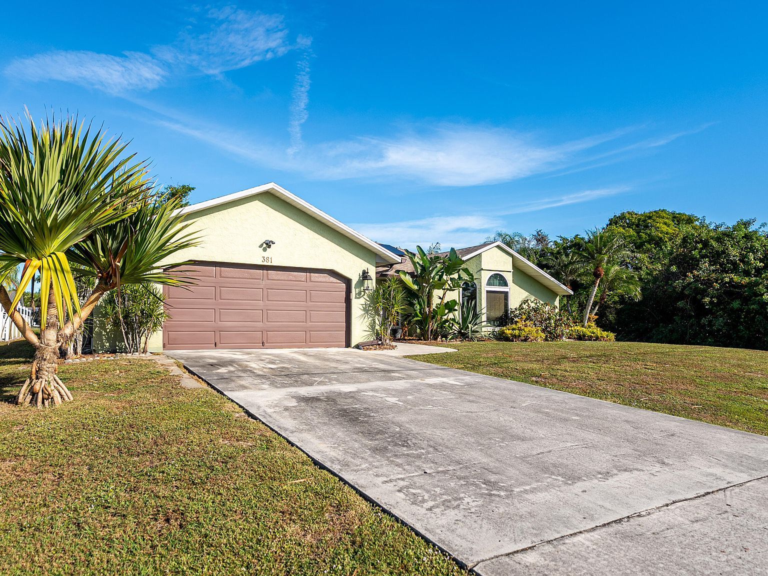 381 SW Lucero Dr Port Saint Lucie, FL 34983 - Thumbnail 4