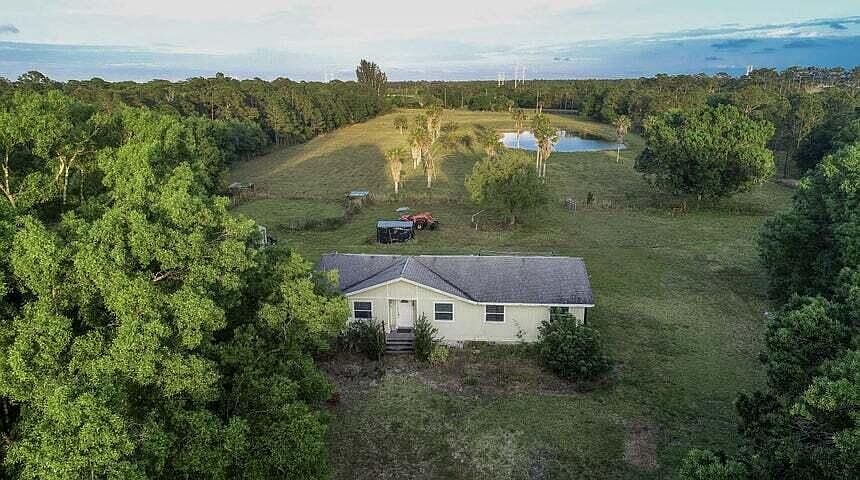 11470 Carlton Rd Port Saint Lucie, FL 34987 - Thumbnail 4