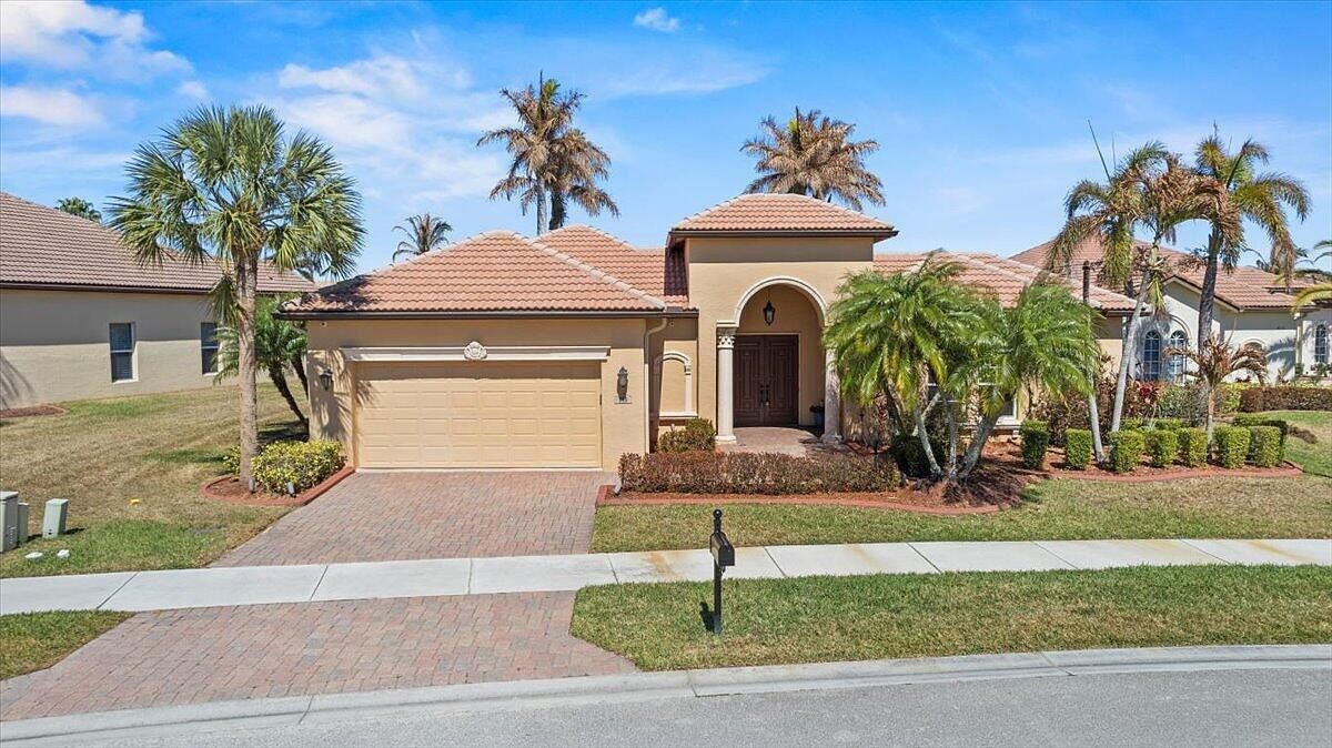814 SW Saint Julien Ct Port Saint Lucie, FL 34986 - Thumbnail 4