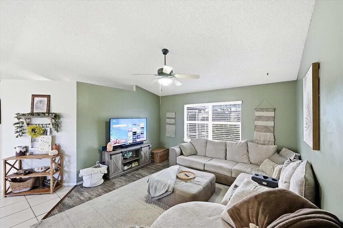 2382 SW Blaine Ter Port Saint Lucie, FL 34953 - Thumbnail 4