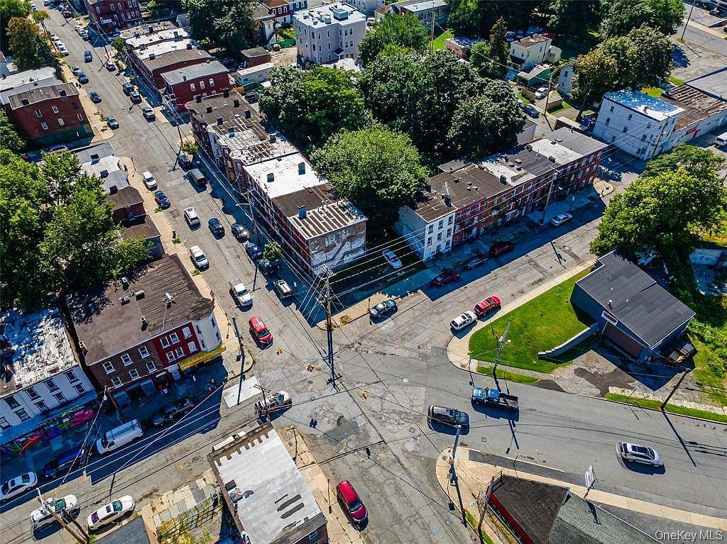 193 Renwick St Newburgh, NY 12550 - Thumbnail 4