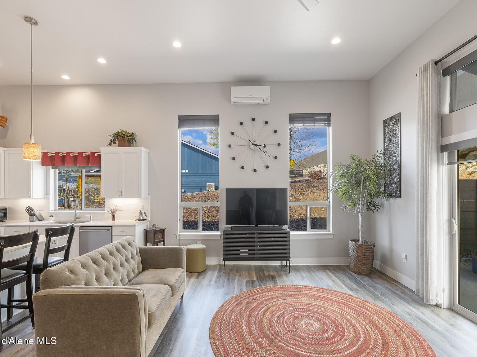 3306 N Ladalia Dr Coeur D Alene, ID 83814 - Thumbnail 4