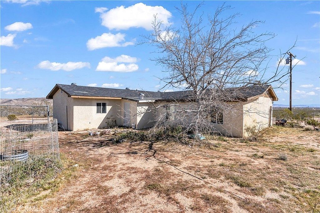 1754 Fortuna Ave Landers, CA 92285 - Thumbnail 4