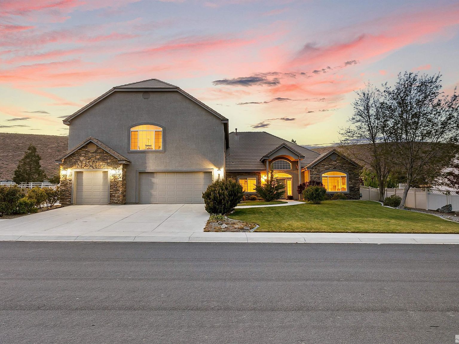 134 Denio Dr Dayton, NV 89403 - Thumbnail 4