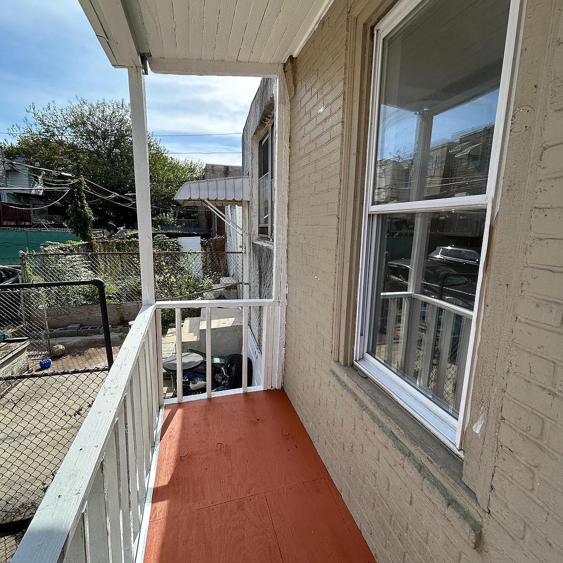 2433 S Millick St Philadelphia, PA 19142 - Thumbnail 4