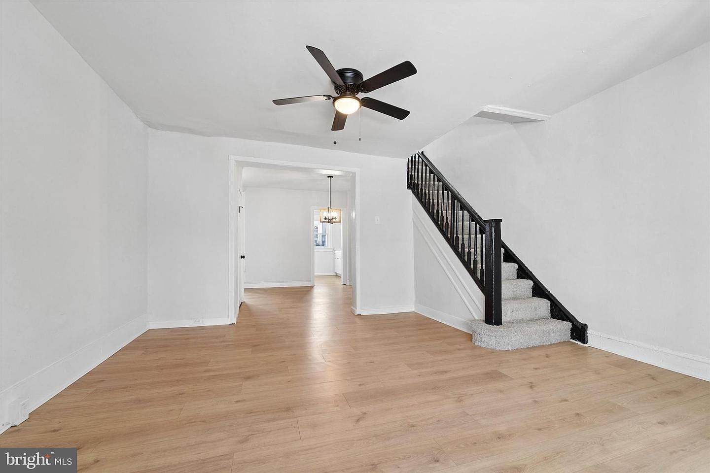 6512 Reedland St Philadelphia, PA 19142 - Thumbnail 4