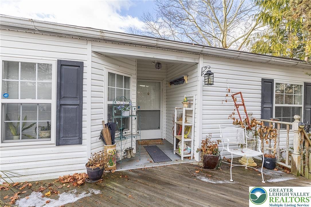 55 Sycamore Dr Bath, PA 18014 - Thumbnail 4