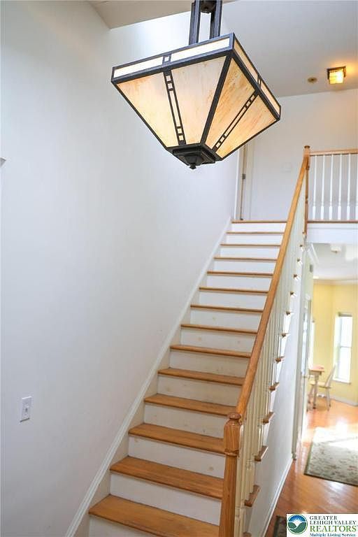 5129 Hemlock Ln Tamiment, PA 18371 - Thumbnail 4