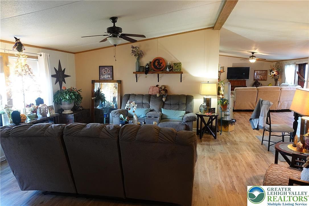 59 Mansfield Dr Macungie, PA 18062 - Thumbnail 4