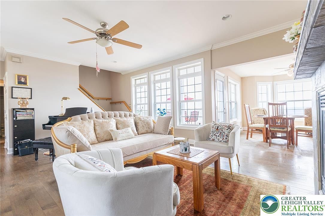 1231 Sky High Ter Effort, PA 18330 - Thumbnail 4