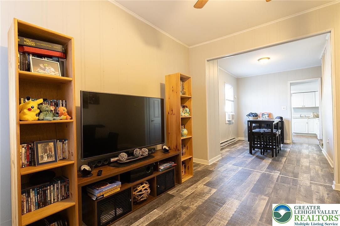 819 Spruce St Easton, PA 18042 - Thumbnail 4