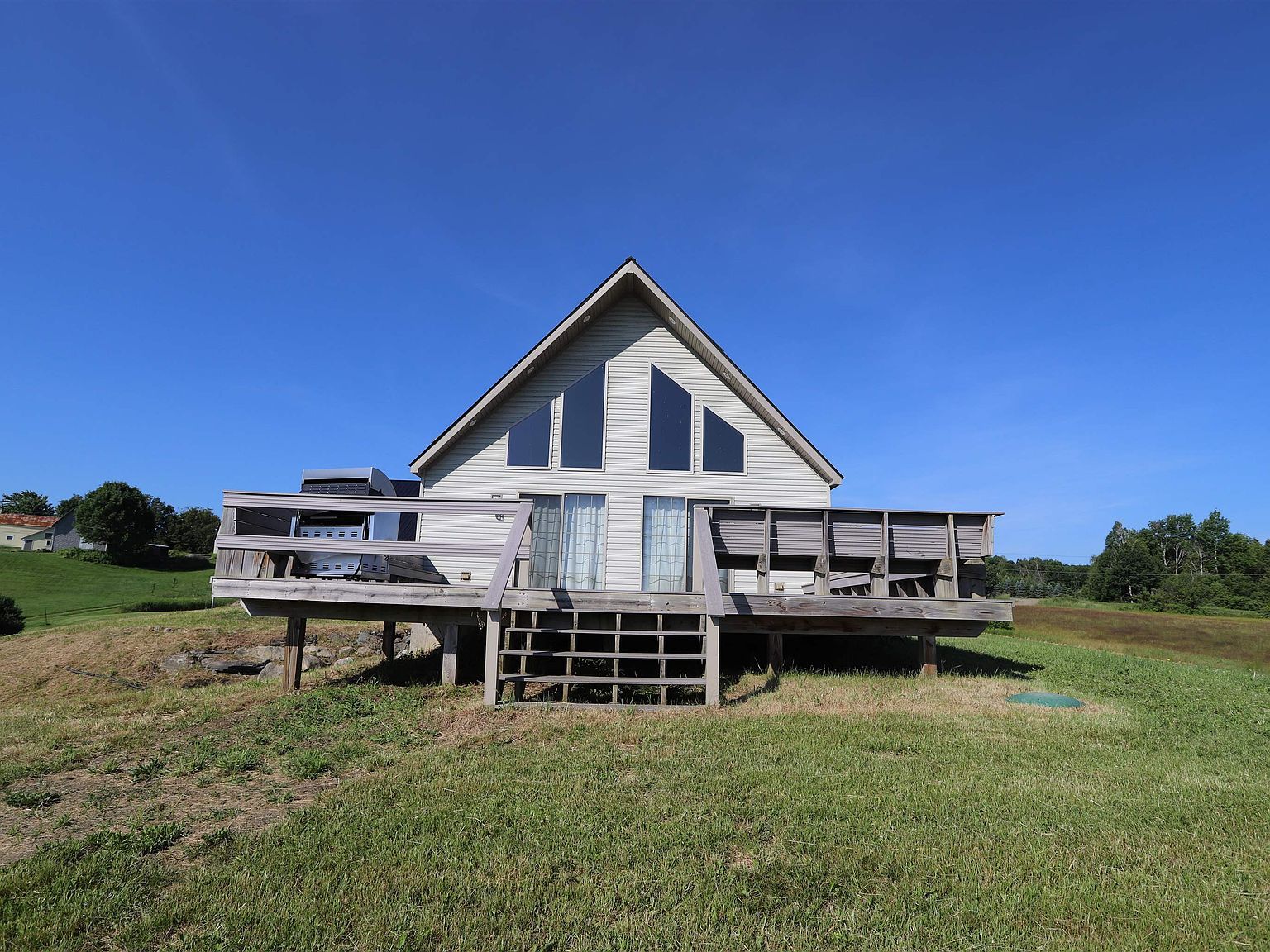 1293 City Farm Rd Newport Center, VT 05857 - Thumbnail 4