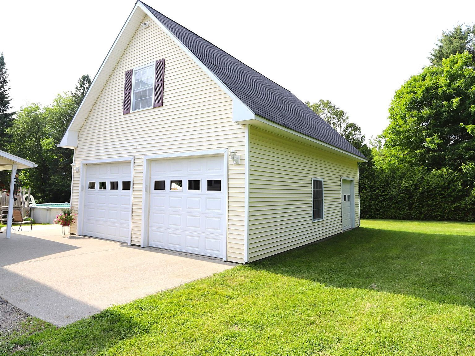 140 Valentine Ave Derby Line, VT 05830 - Thumbnail 4