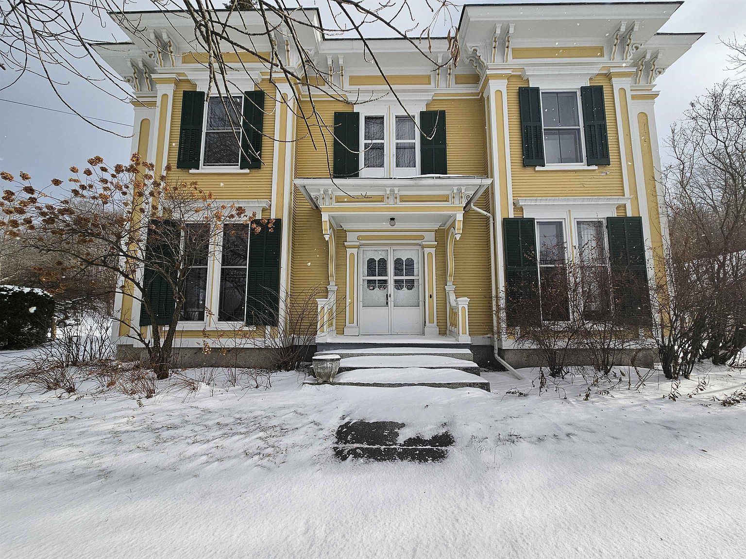 167 Main St Derby Line, VT 05830 - Thumbnail 4