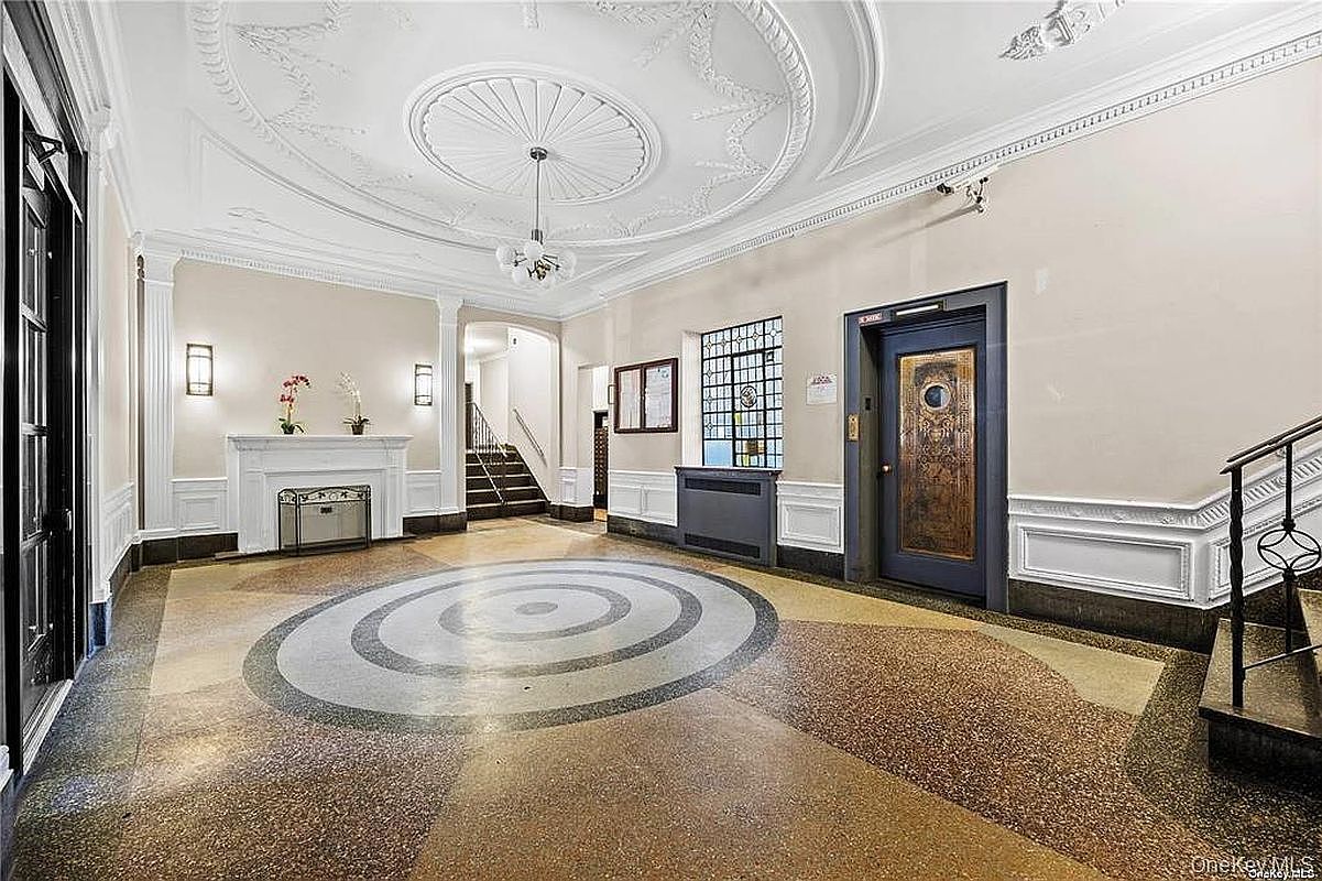 4035 Ithaca St APT 1C Elmhurst, NY 11373 - Thumbnail 4