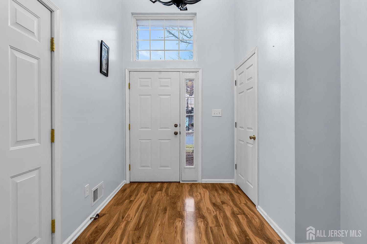 18 Bridgepointe Dr Laurence Harbor, NJ 08879 - Thumbnail 4