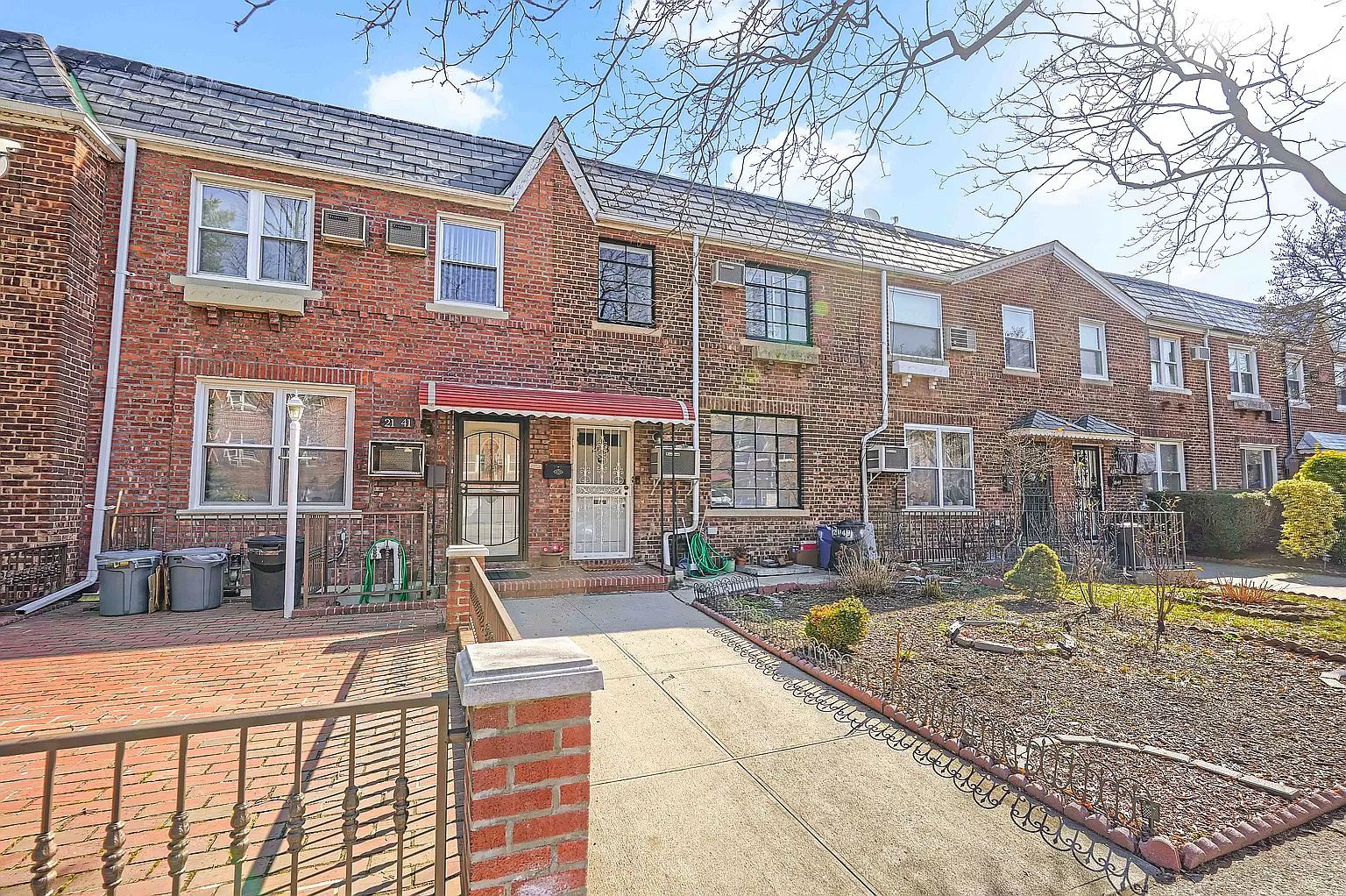 2143 80th St Flushing, NY 11370 - Thumbnail 4