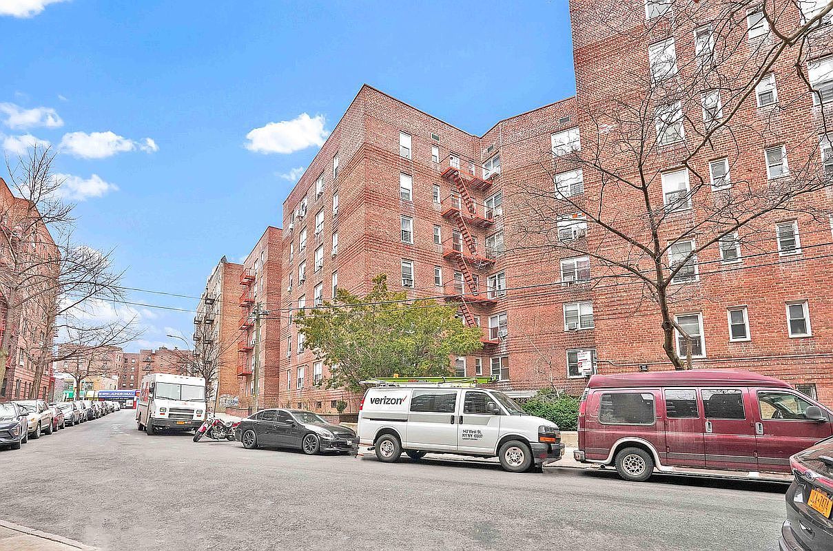 4225 80th St APT 1F Flushing, NY 11373 - Thumbnail 4