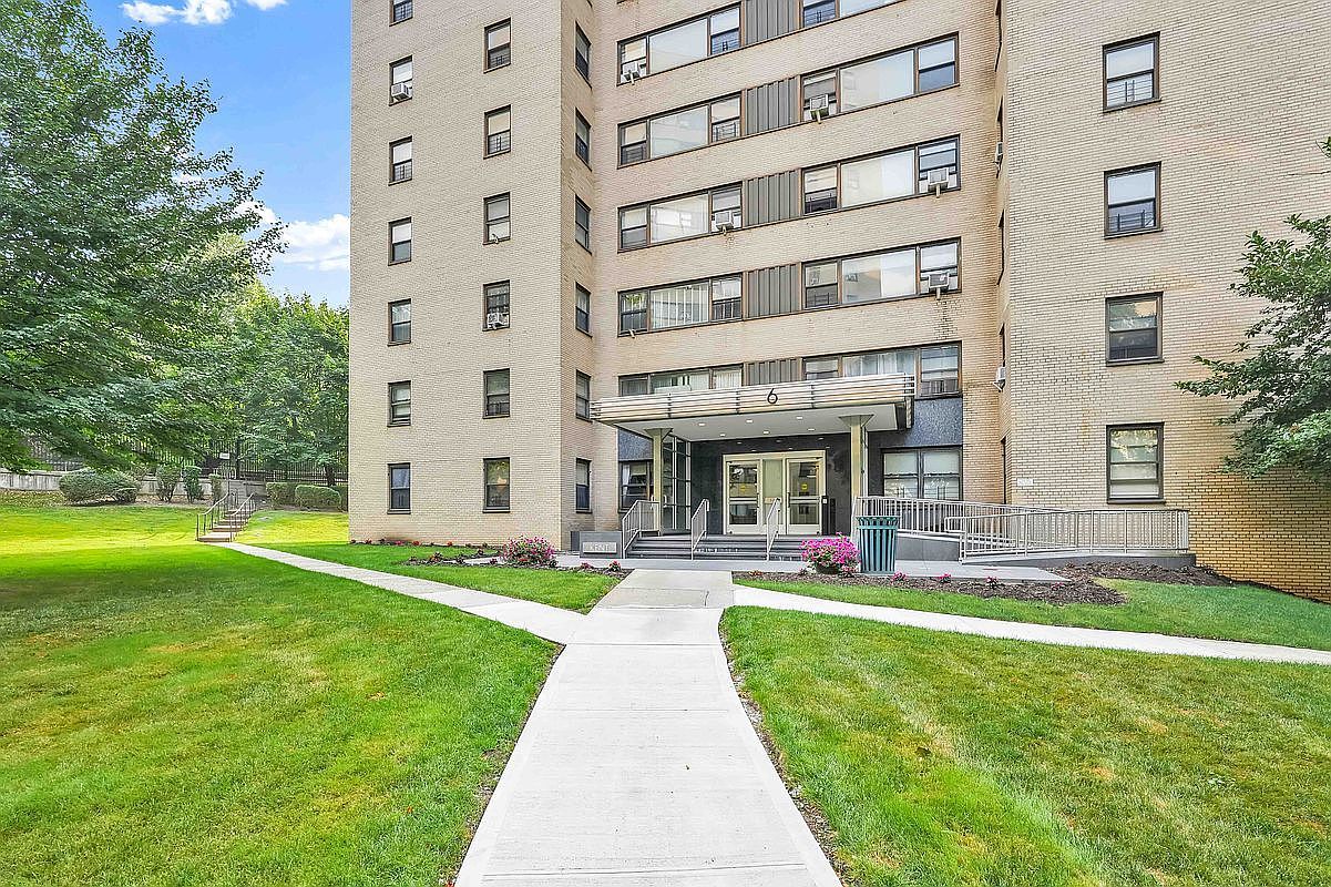6 Fordham Hill Oval APT 11G Bronx, NY 10468 - Thumbnail 4