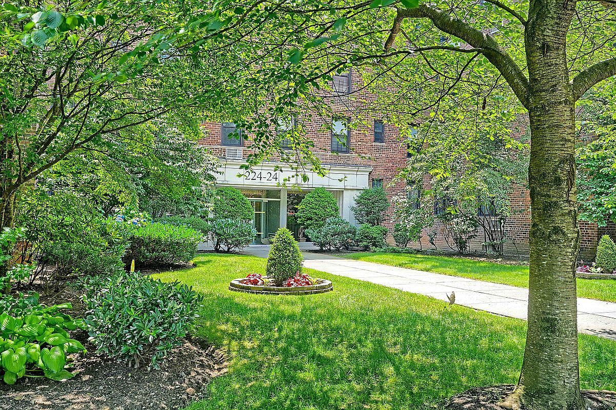 224-24 Union Tpke #2B Bayside, NY 11364 - Thumbnail 4