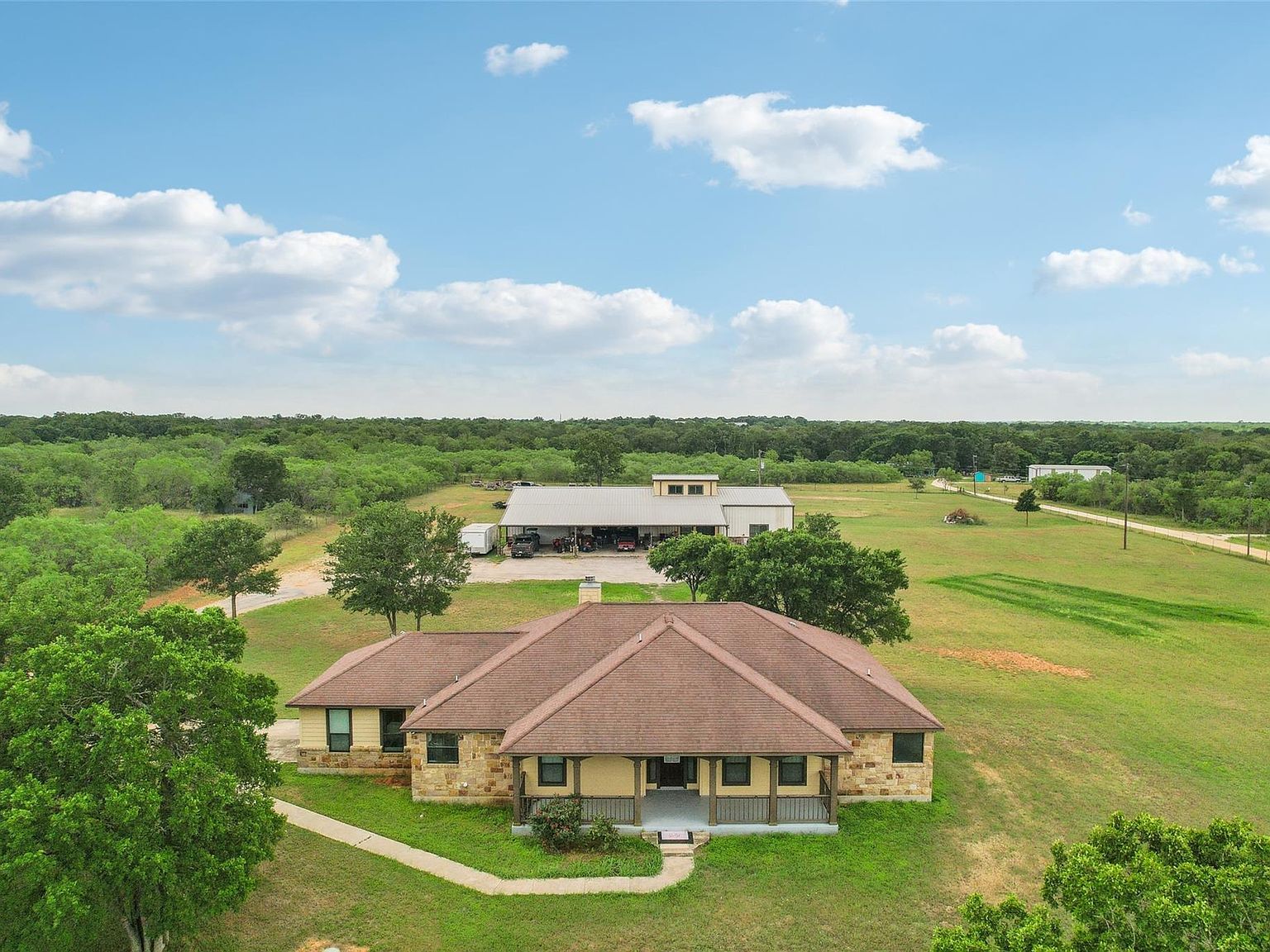 2300 Tumbleweed Trl Dale, TX 78616 - Thumbnail 4