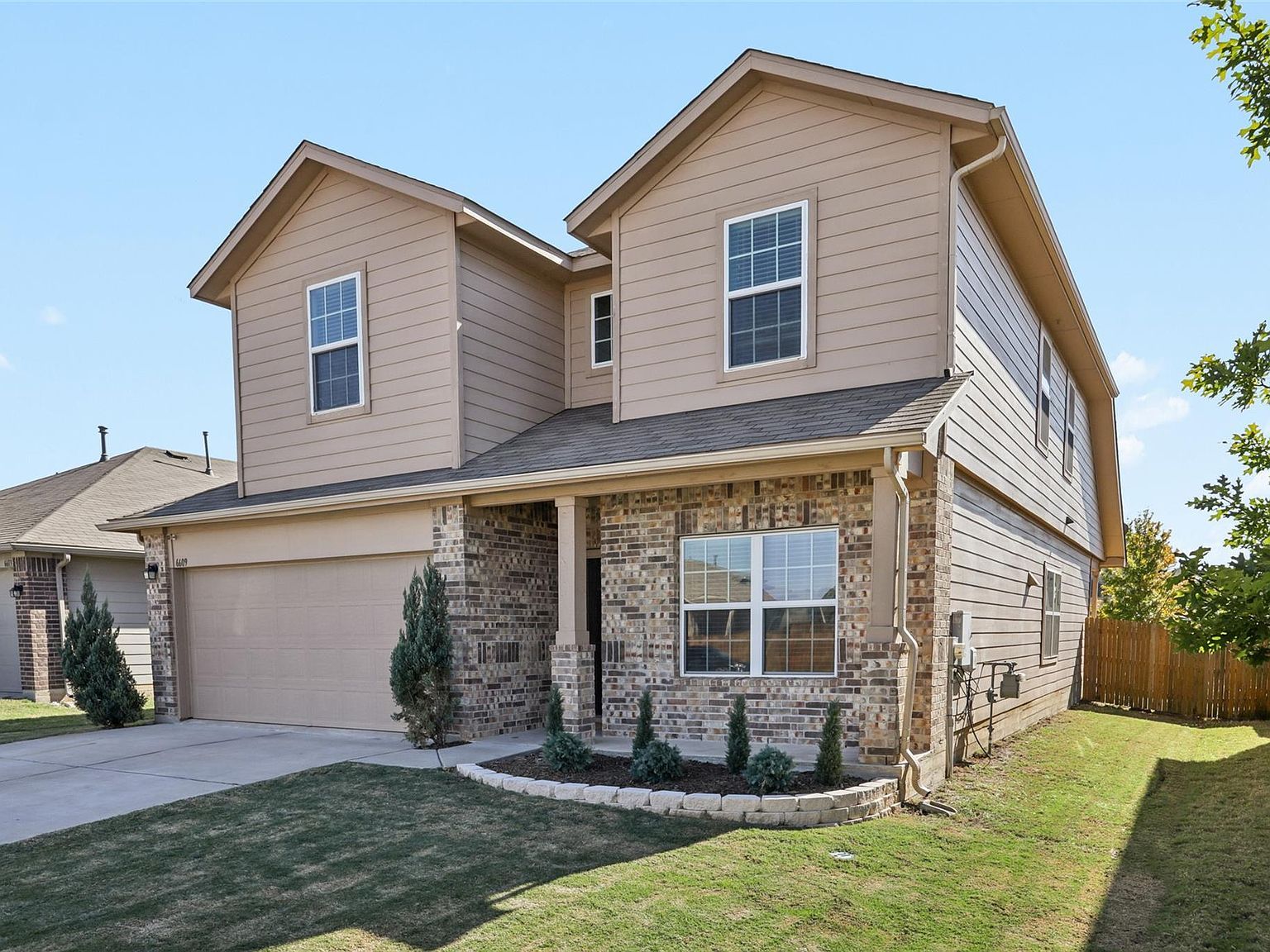 6609 Kauai Ln Austin, TX 78744 - Thumbnail 4