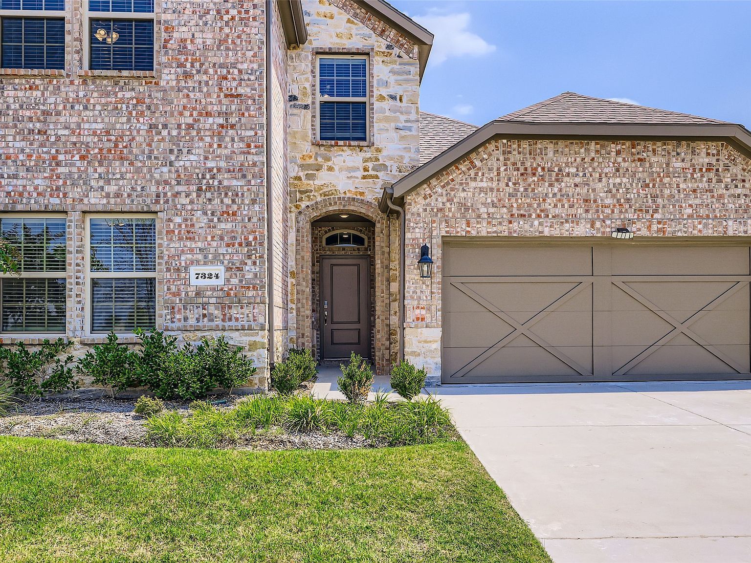 7324 Allium Ct Aubrey, TX 76227 - Thumbnail 4