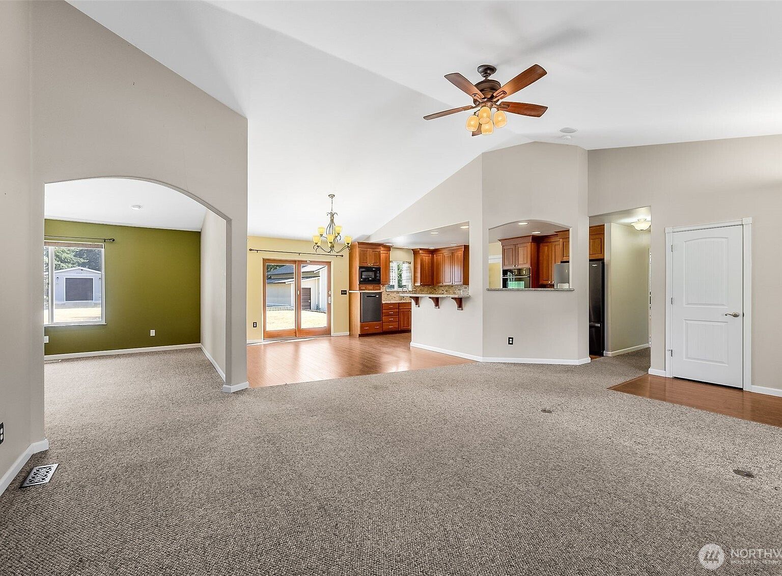 9504 347th St S Roy, WA 98580 - Thumbnail 4