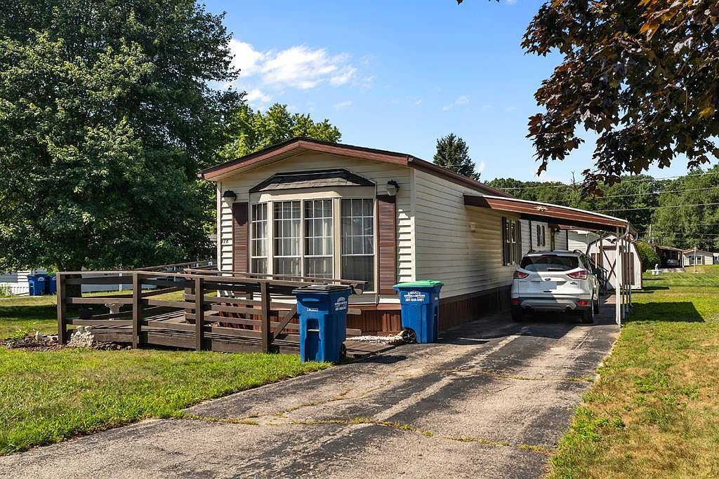 28 Lane #D Coventry, RI 02816 - Thumbnail 4