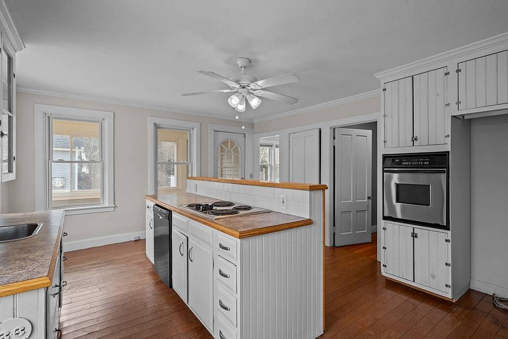 176 Hopkins Hollow Rd Coventry, RI 02827 - Thumbnail 4