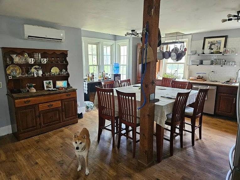 35 Spring St Hope Valley, RI 02832 - Thumbnail 4