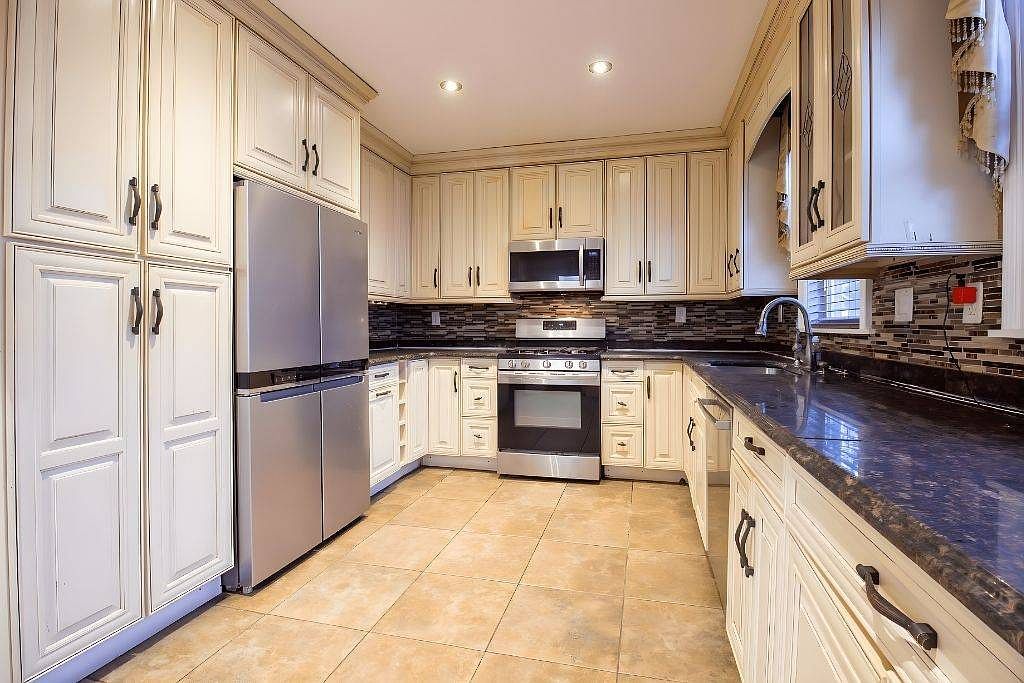 543 Beech St Roslindale, MA 02131 - Thumbnail 4