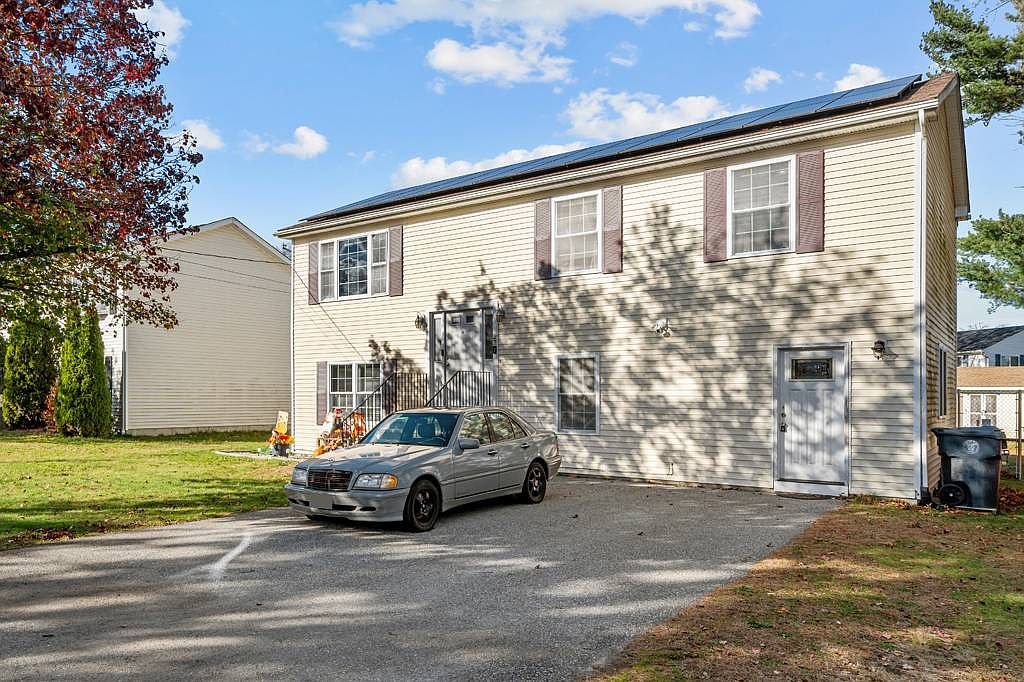 27 Vickery St Warwick, RI 02888 - Thumbnail 4