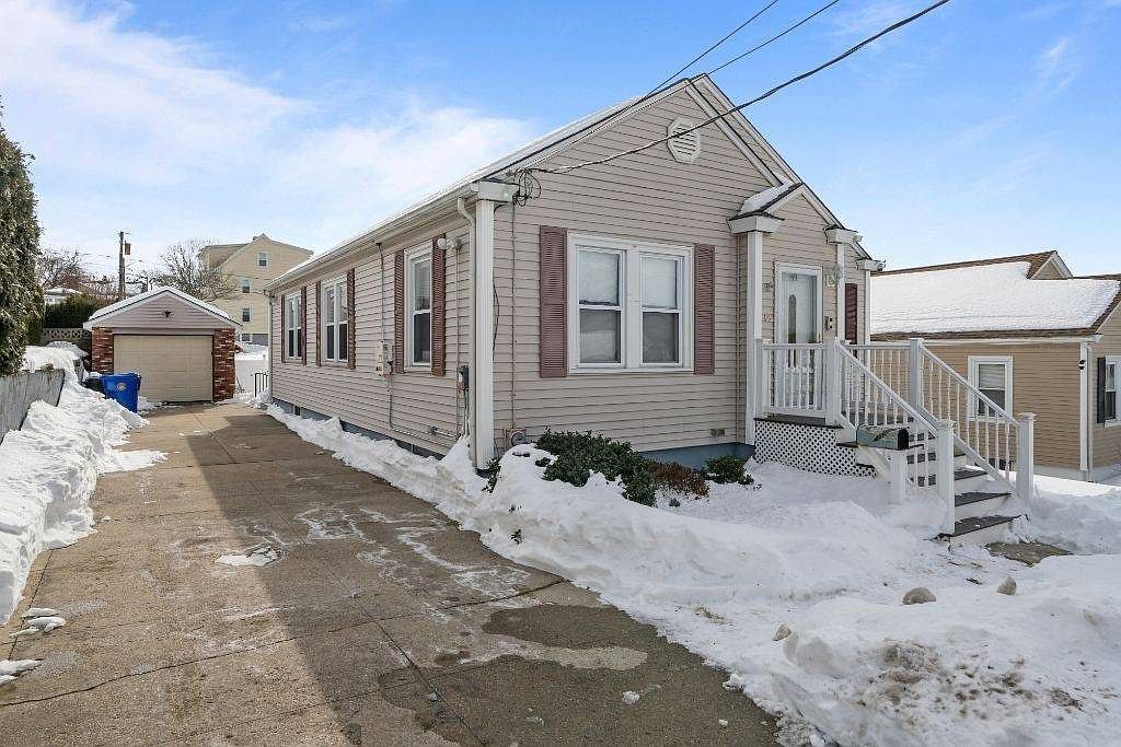 19 Benedict St North Providence, RI 02904 - Thumbnail 4