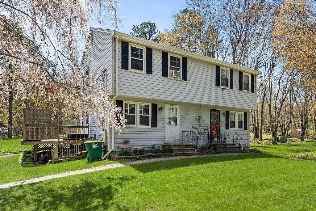107 Providence St #A Millville, MA 01529 - Thumbnail 4