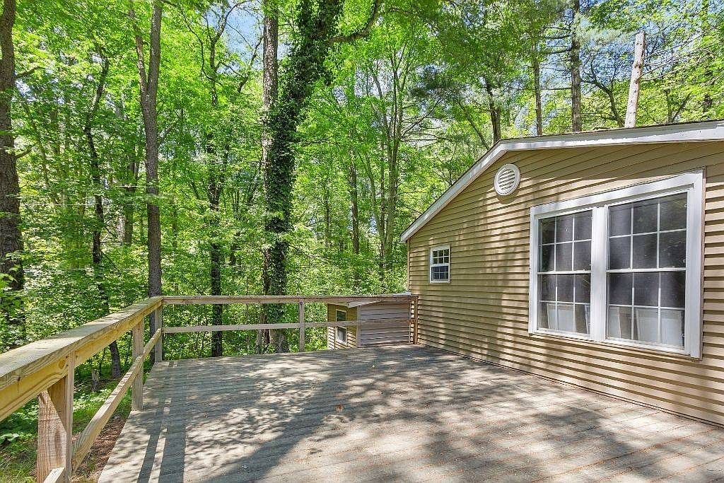 181 Ayoho Rd Coventry, RI 02816 - Thumbnail 4
