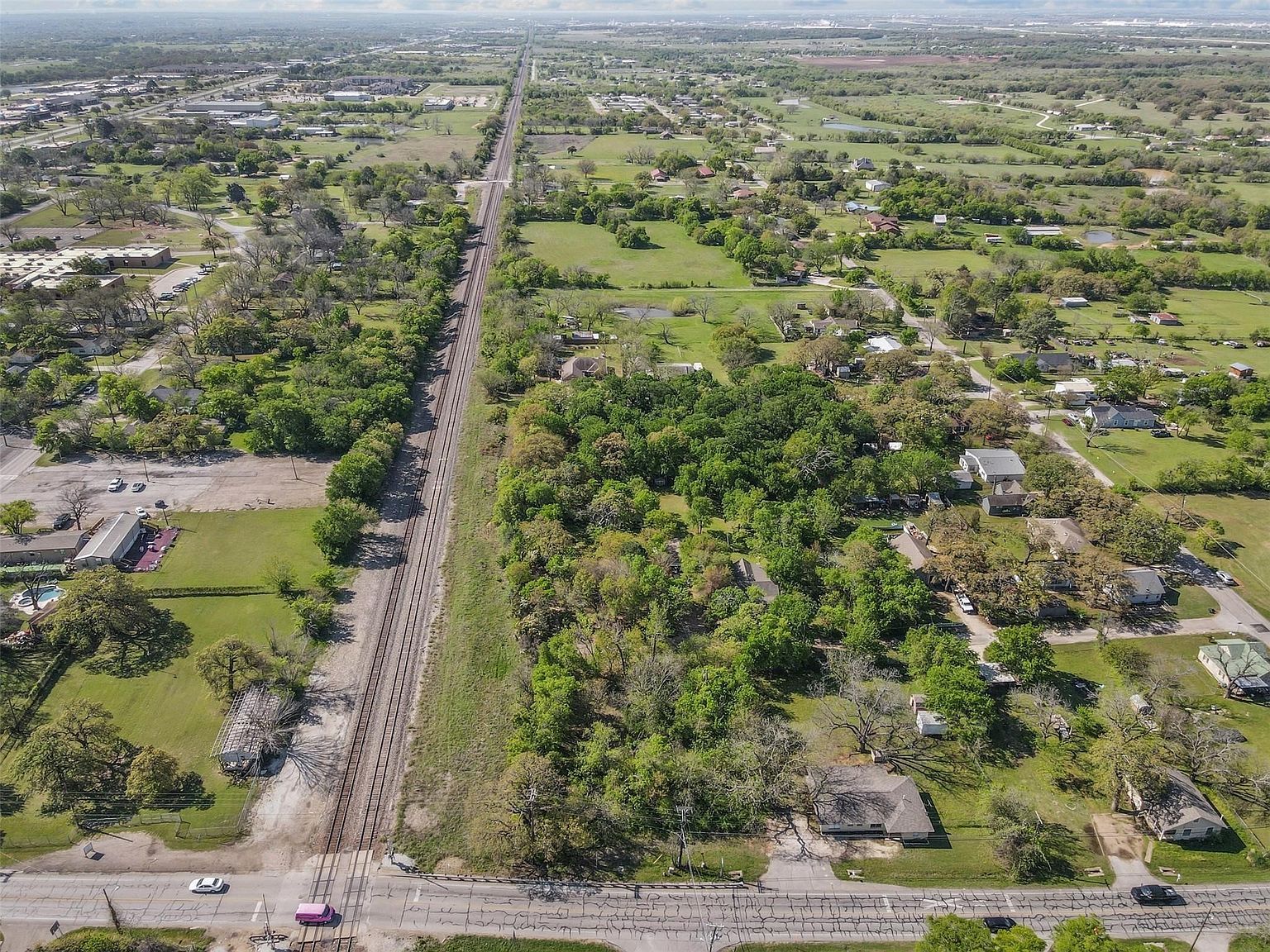 102 Carlock St Joshua, TX 76058 - Thumbnail 4