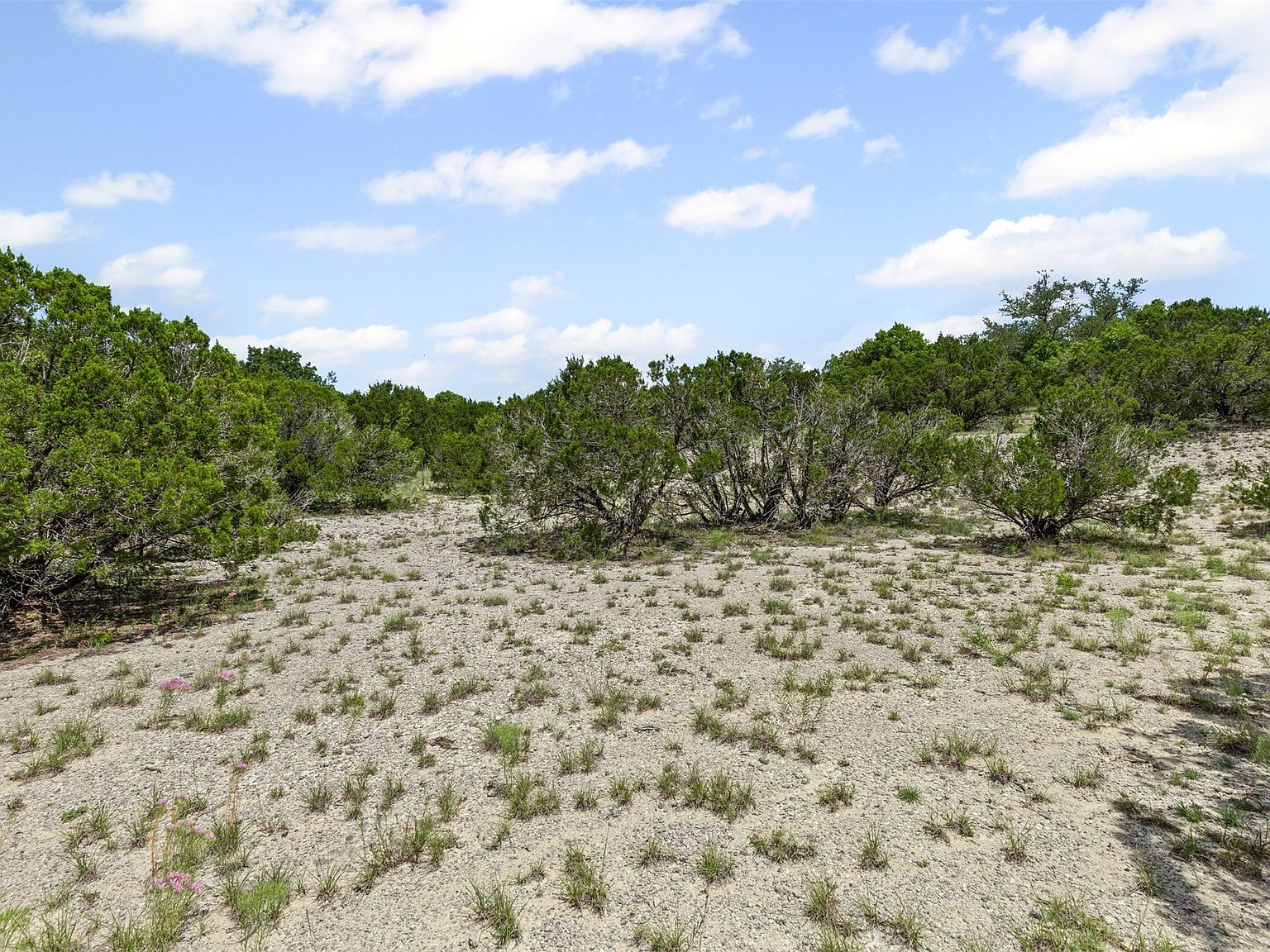 8515 Hilltop Dr Cleburne, TX 76033 - Thumbnail 4