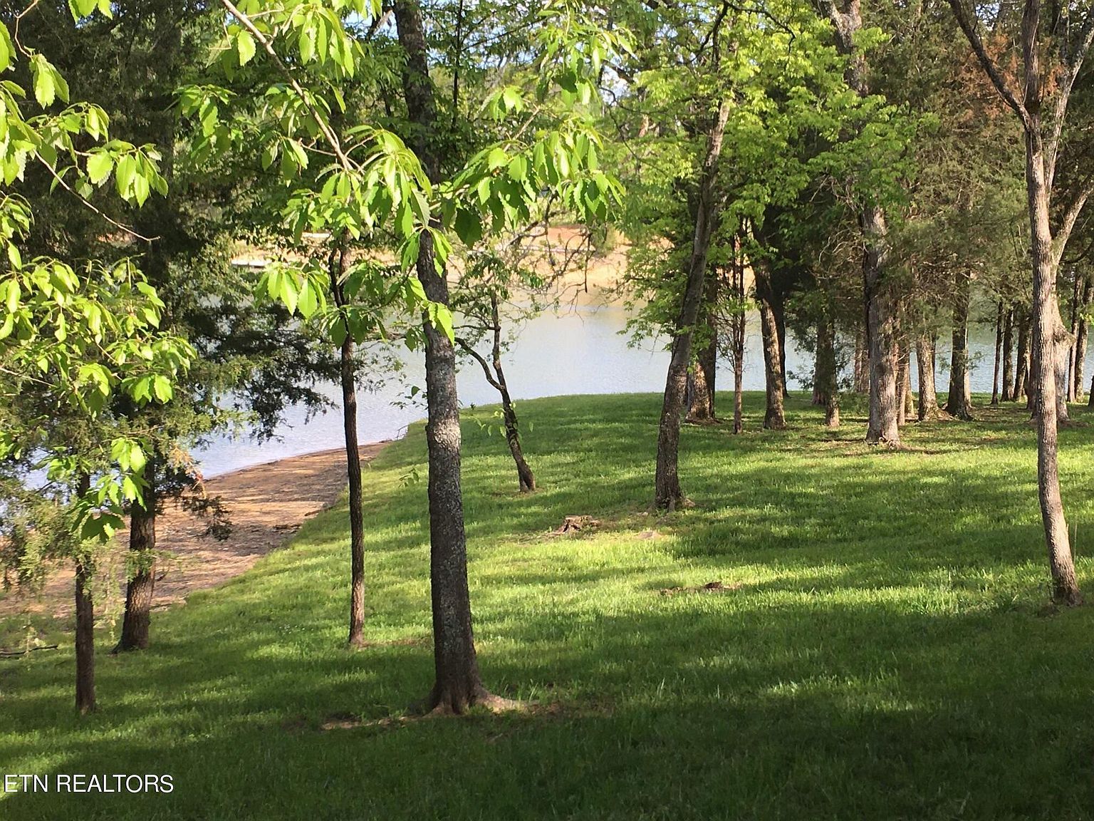 3819 Island View Rd Sevierville, TN 37876 - Thumbnail 4