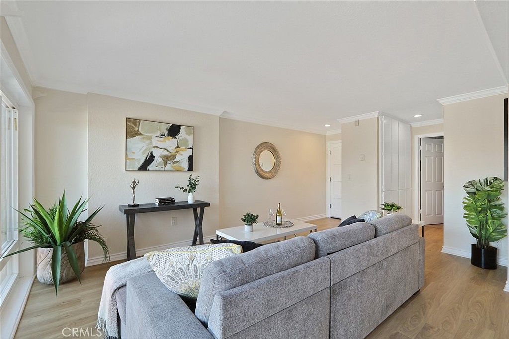 2030 S Cabrillo Ave Unit 206 San Pedro, CA 90731 - Thumbnail 4