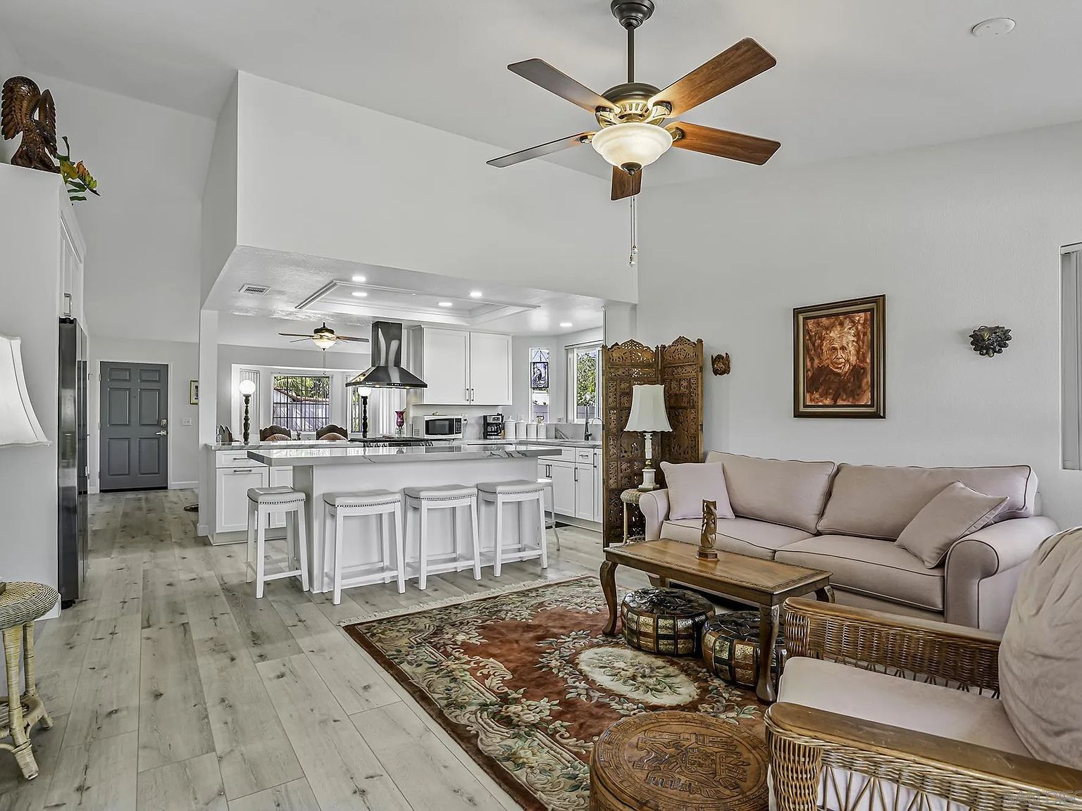 5241 Alamosa Park Dr Oceanside, CA 92057 - Thumbnail 4