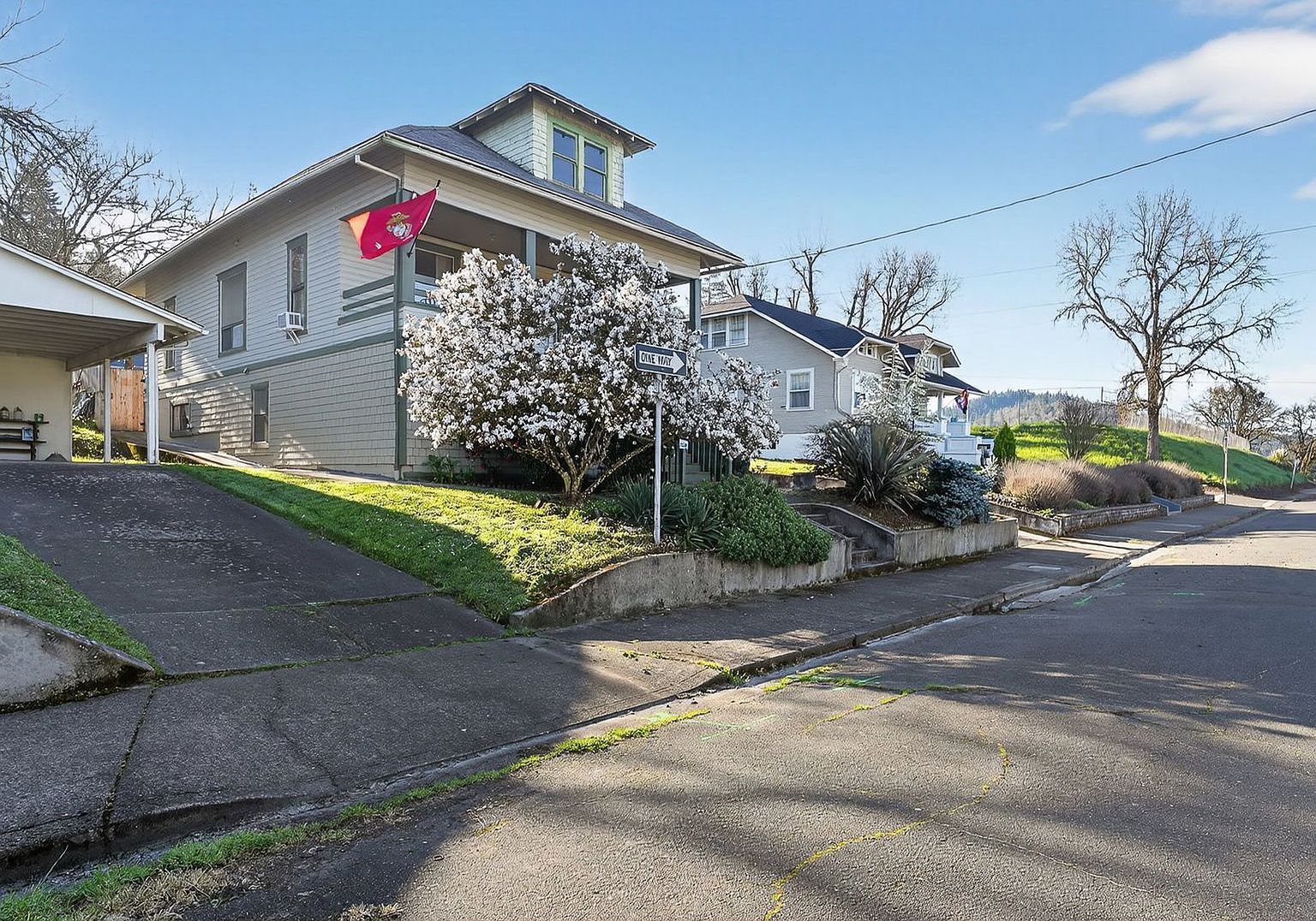 1151 SE Jackson St Roseburg, OR 97470 - Thumbnail 4