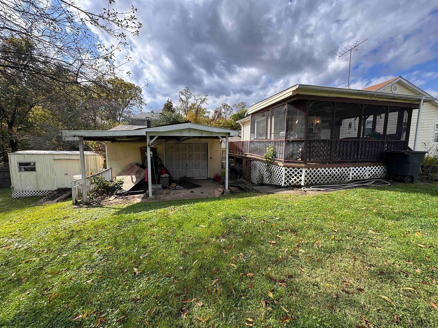 2403 Jefferson Ave Huntington, WV 25704 - Thumbnail 4